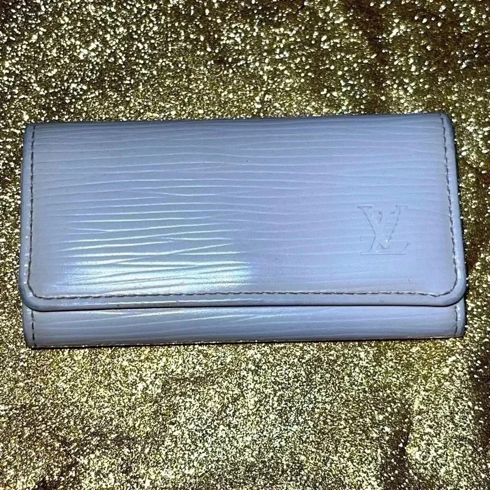 Louis Vuitton White Epi Key Holder